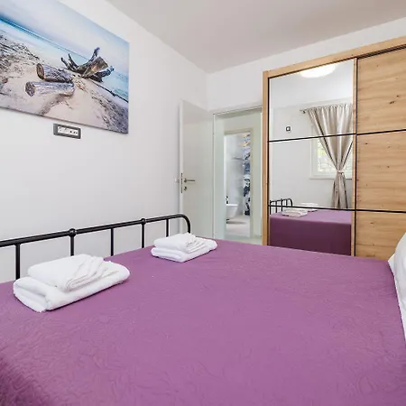 Mit 28m2 Grossem Pool Unweit Heilschlamm Bucht Apartment *