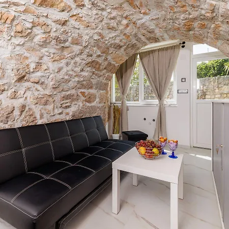 Apartment Mit 28m2 Grossem Pool Unweit Heilschlamm Bucht *