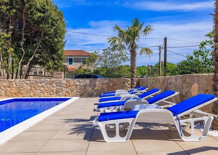 Mit 28m2 Grossem Pool Unweit Heilschlamm Bucht Appartement Kras