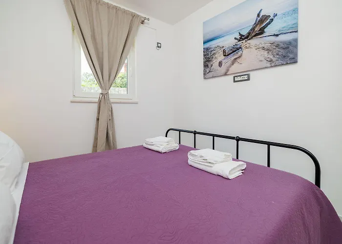 Mit 28m2 Grossem Pool Unweit Heilschlamm Bucht アパート Kras