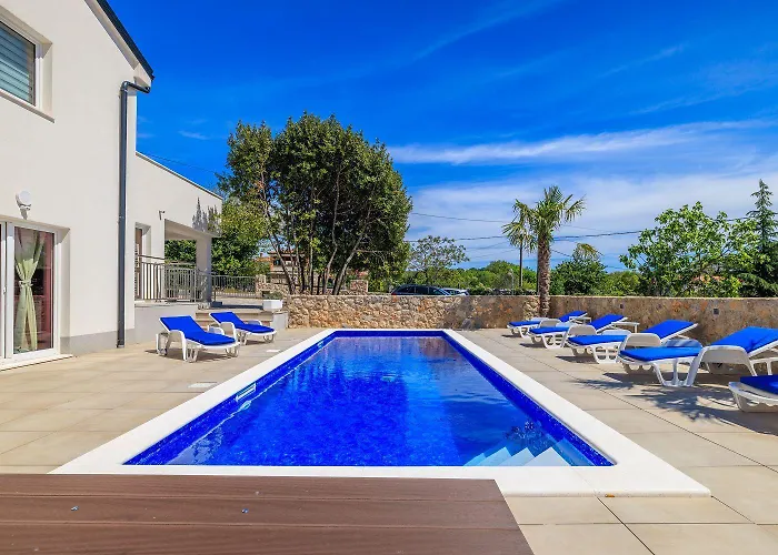 Mit 28m2 Grossem Pool Unweit Heilschlamm Bucht アパート